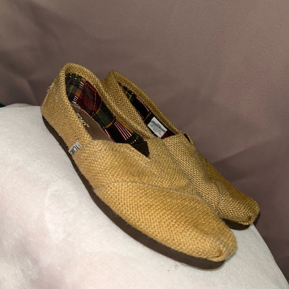 TOMS Men's Tan Slip-On Shoes